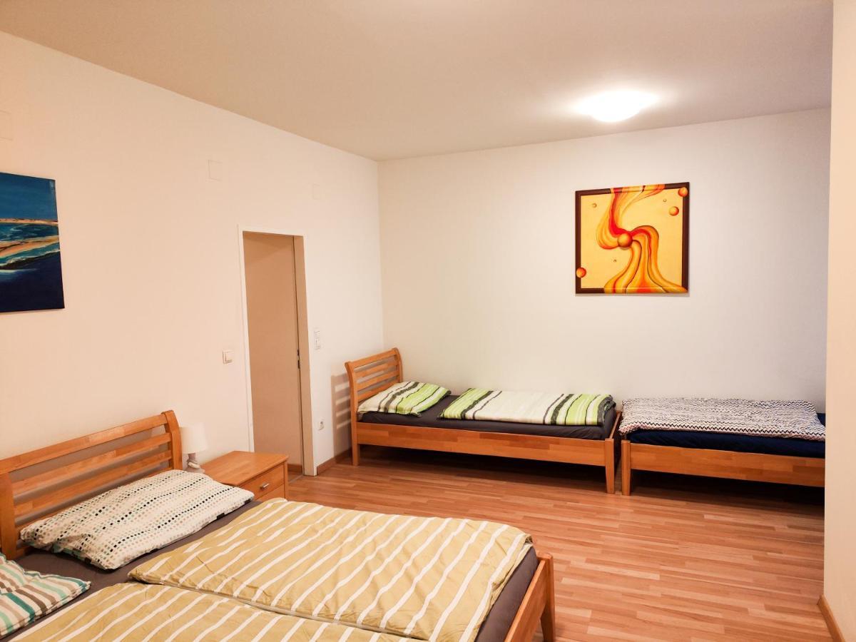 Young Hostel Service Vienna Luaran gambar